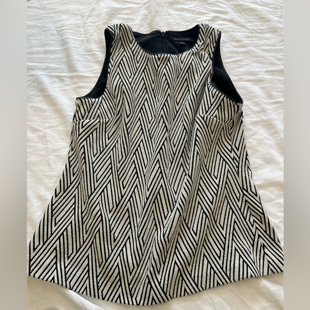 XS Banana Republic Work Top